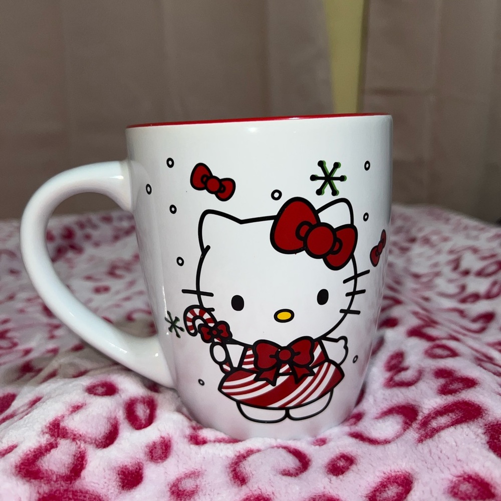 Hello kitty Christmas mug